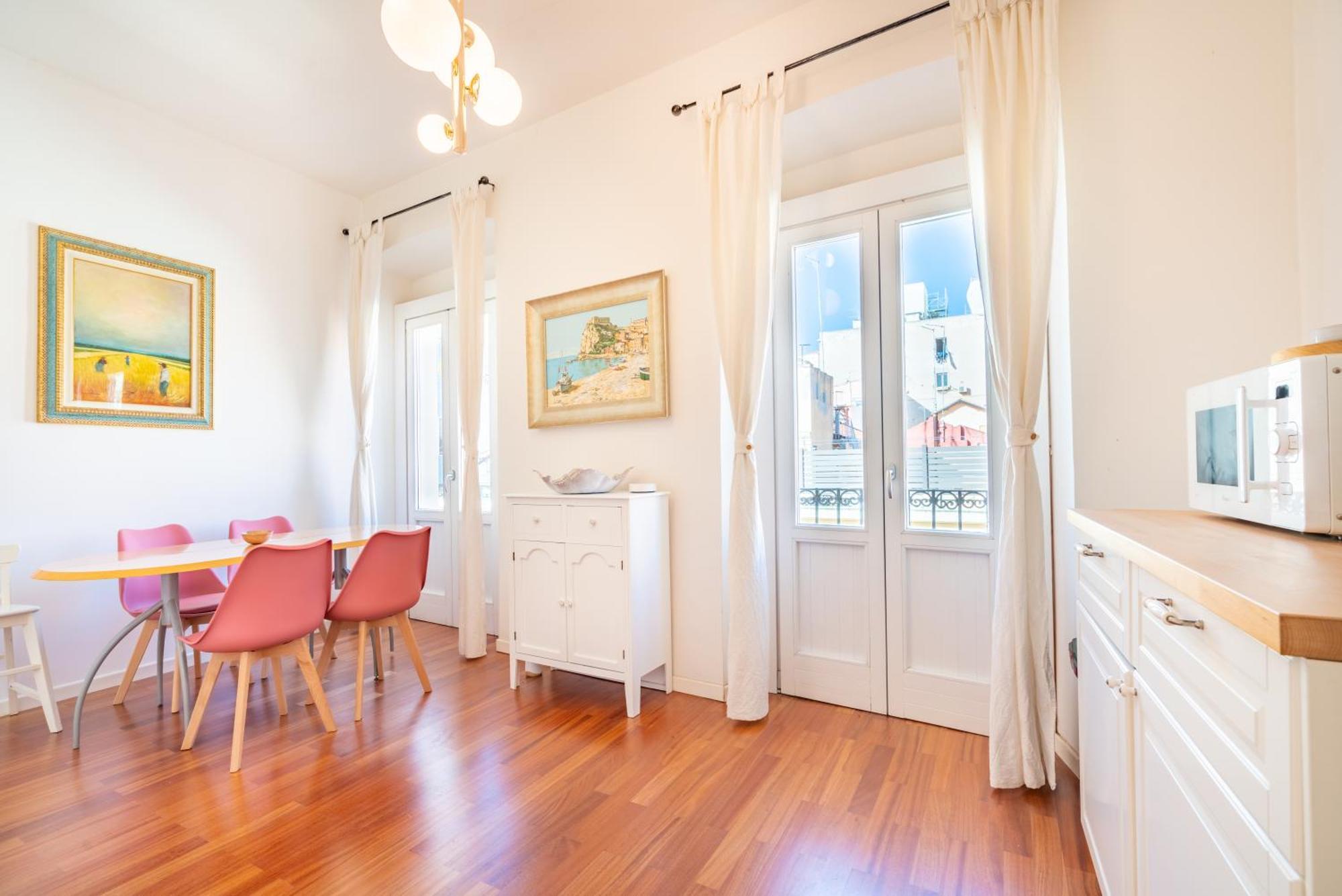Perle Gemelle In Marina Apartment Cagliari Exterior photo